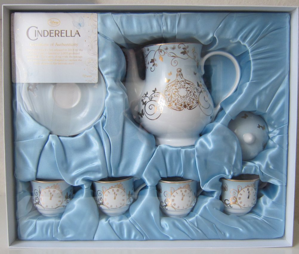 Disney Store Cinderella Tea Set Limited Edition 3000 Live Action Movie New