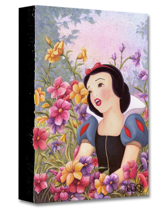 Snow White- Love in Full Bloom - Click Image to Close