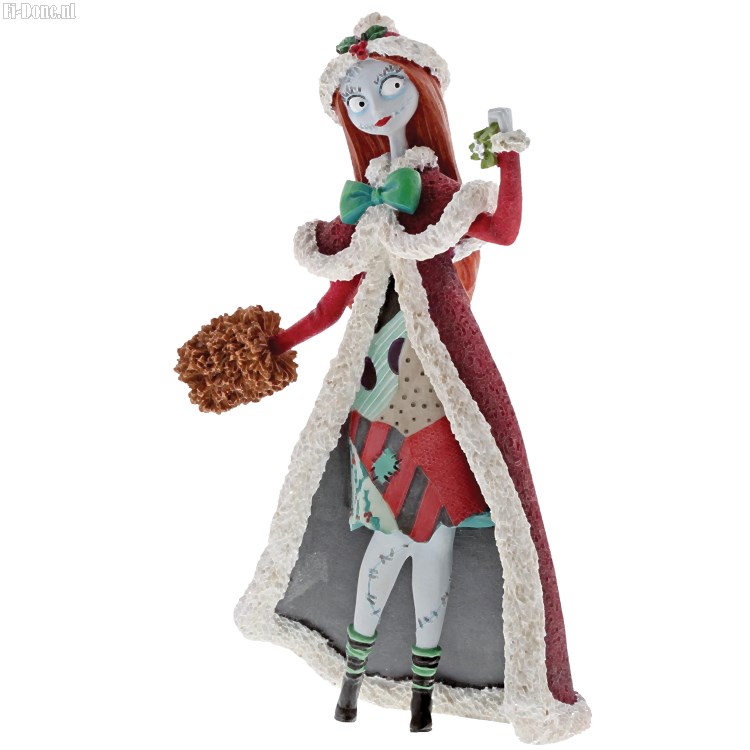 Nightmare Before Christmas- Chrismas Sally Figurine