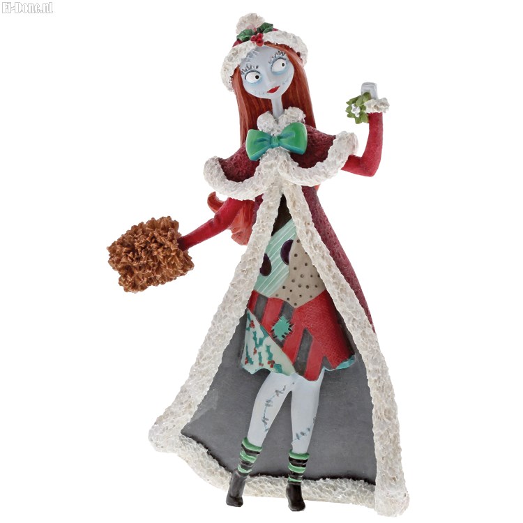 Nightmare Before Christmas- Chrismas Sally Figurine - Click Image to Close