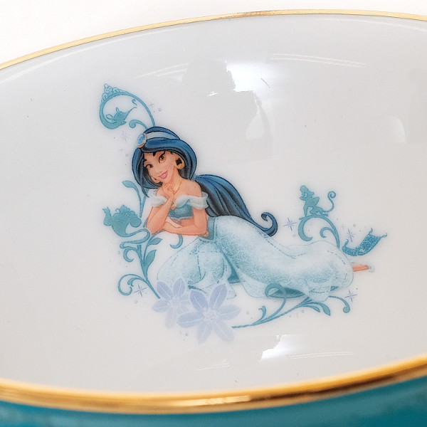 Aladdin- Cup & Saucer - Click Image to Close