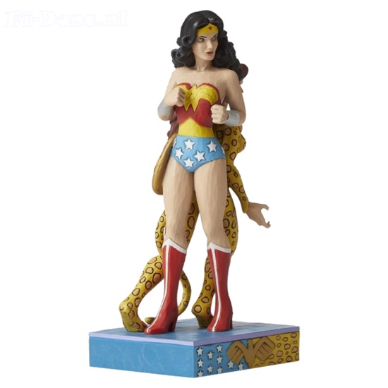 Wonder Woman and Cheetah - Click Image to Close