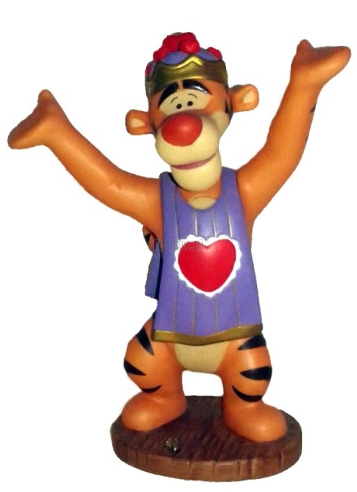 Tiggers have the biggest hearts - Click Image to Close