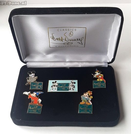 WDCC Pins set Mickey Thu The Years