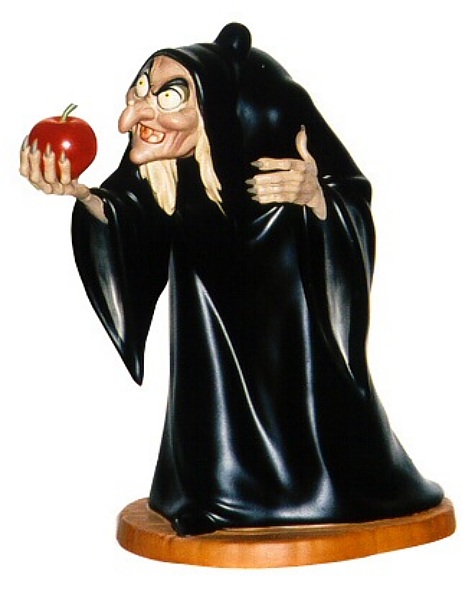 WDCC Snow White- Witch with Appel - Click Image to Close